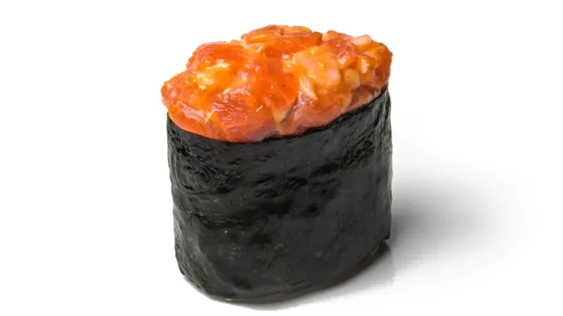 Гункан с лососем